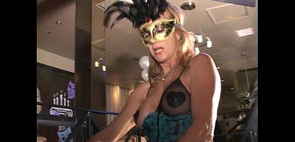  Big clit MILF in mask cums like crazy in Trapeze swinger club orgy